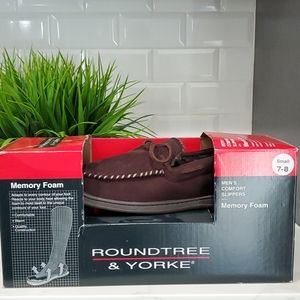 "New" Men's Roundtree & Yorke Memory Foam Slippers